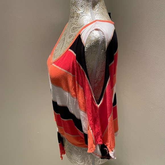 BEBE WOMENS STRIPED COLD SHOULDER TOP SIZE SMALL CORAL BLACK WHITE TEE - Picture 5 of 11